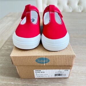 FootMates Kids Bright Red Sneakers (Drew)